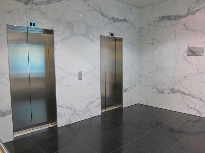Cathay-Pacific-Lounge-London-04