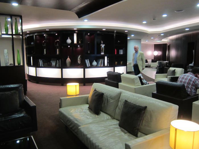 Etihad-Lounge-London-Heathrow-10