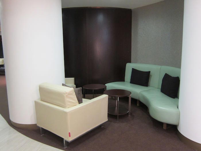 Etihad-Lounge-London-Heathrow-14