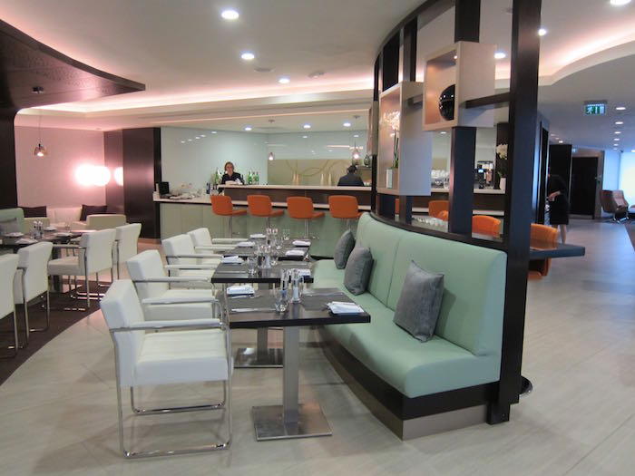 Etihad-Lounge-London-Heathrow-17