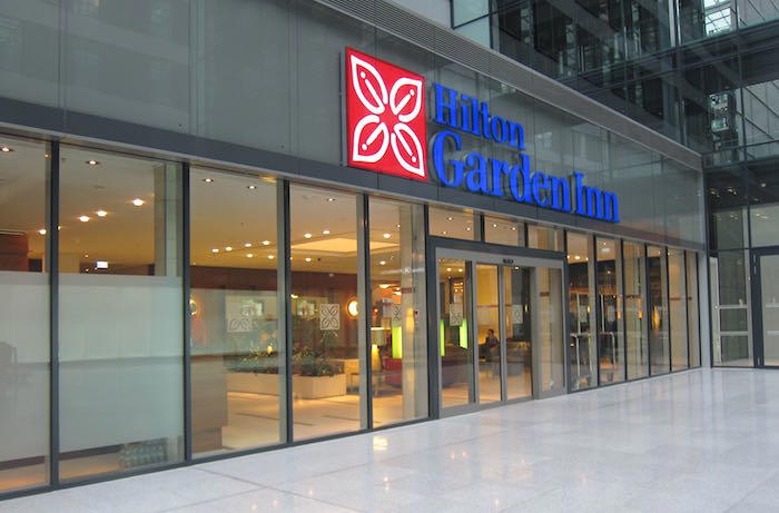 Hilton-Garden-Inn-Frankfurt-Airport-02