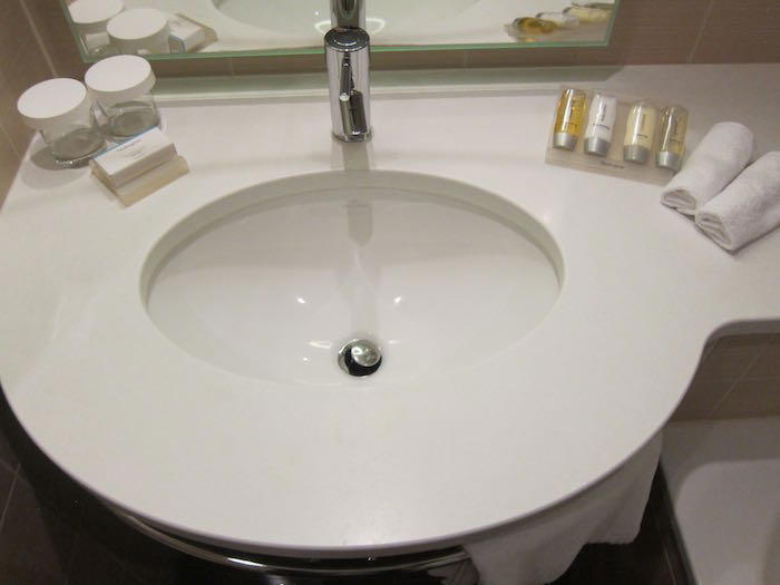 Hilton-Garden-Inn-Frankfurt-Airport-18