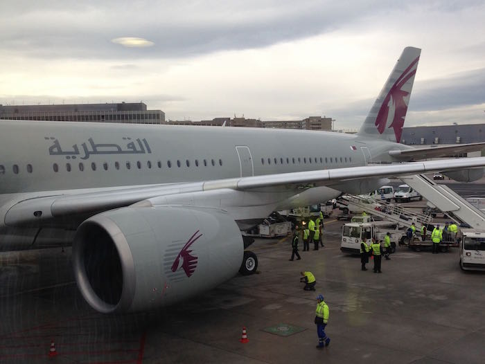 Qatar-Airways-A350-Business-Class-96