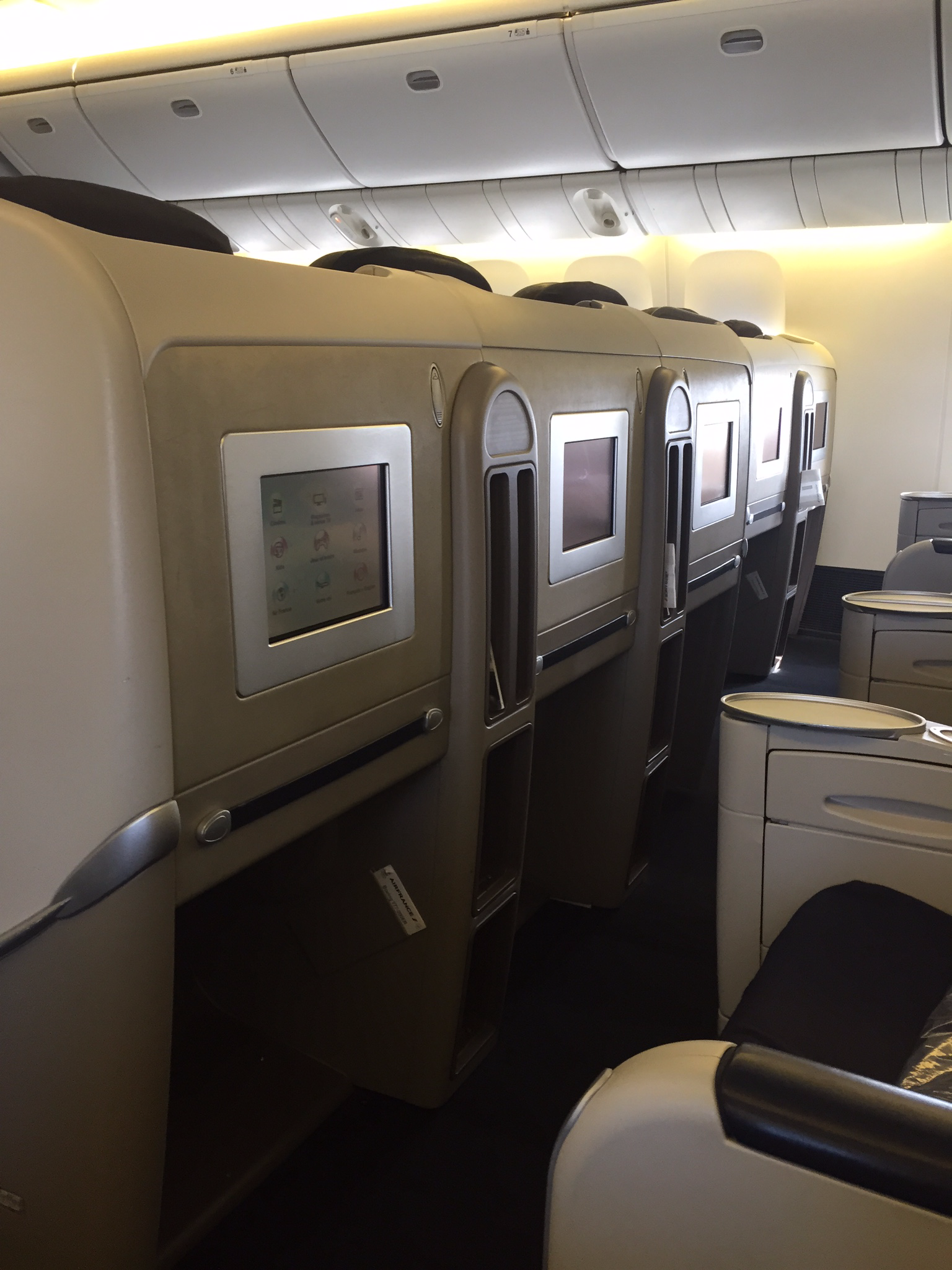 Air France old business class middle seats