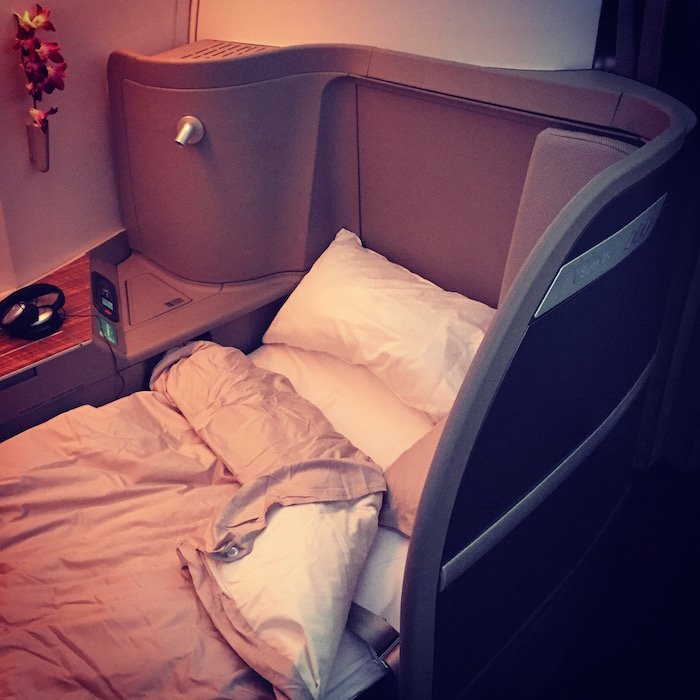 Cathay-Pacific-Bed