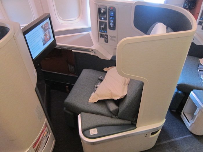 Cathay-Pacific-Business-Class-777-3