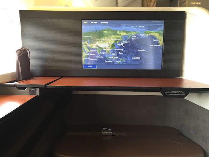 JAL-First-Class-777-07