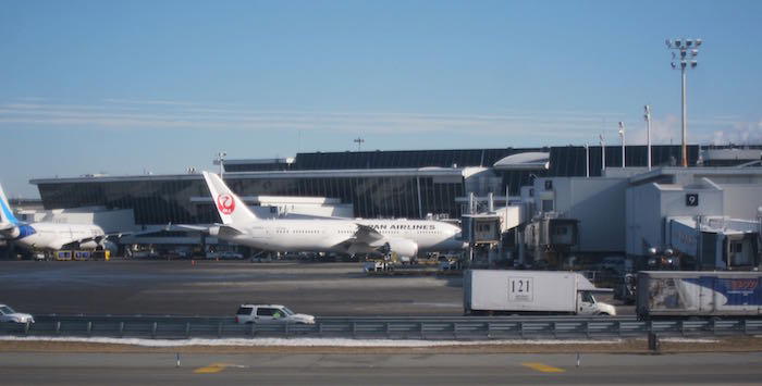 JAL-First-Class-777-47