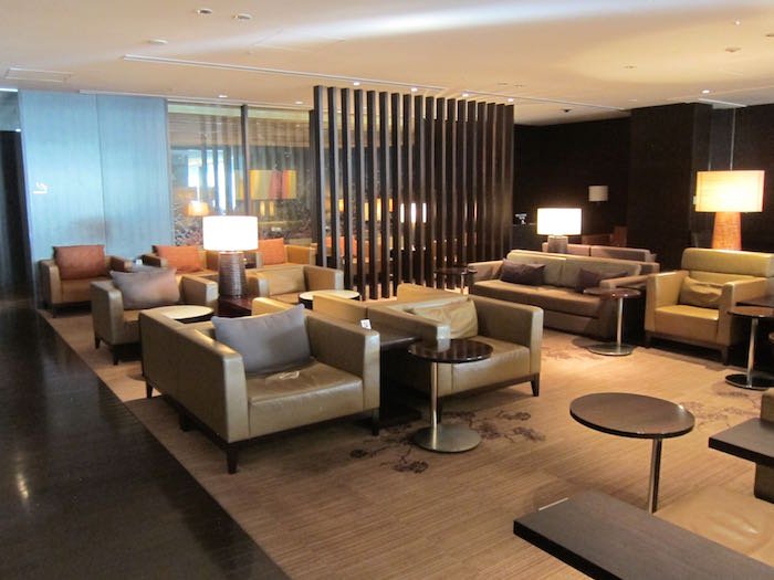 Japan-Airlines-First-Class-Lounge-Tokyo-04
