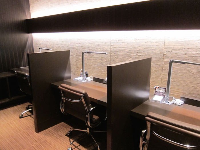 Japan-Airlines-First-Class-Lounge-Tokyo-09