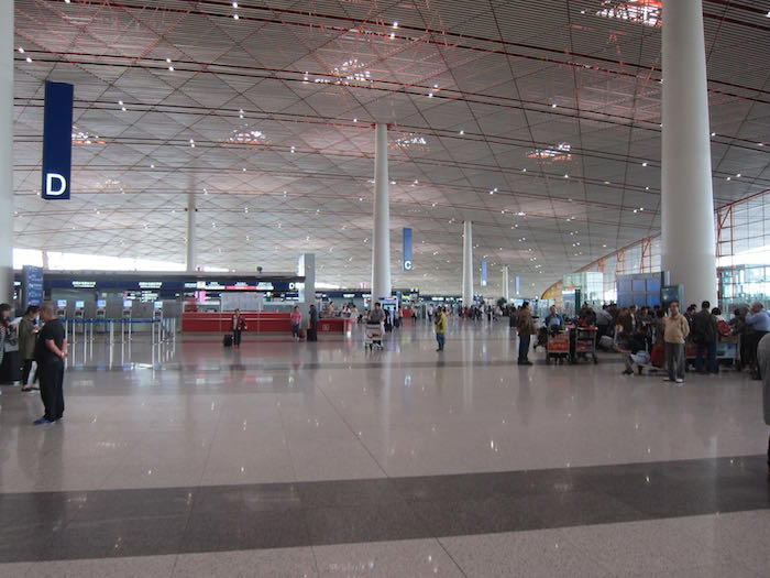 Cathay-Pacific-Dragonair-Lounge-Beijing-03