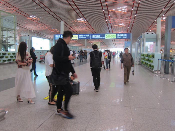Cathay-Pacific-Dragonair-Lounge-Beijing-09