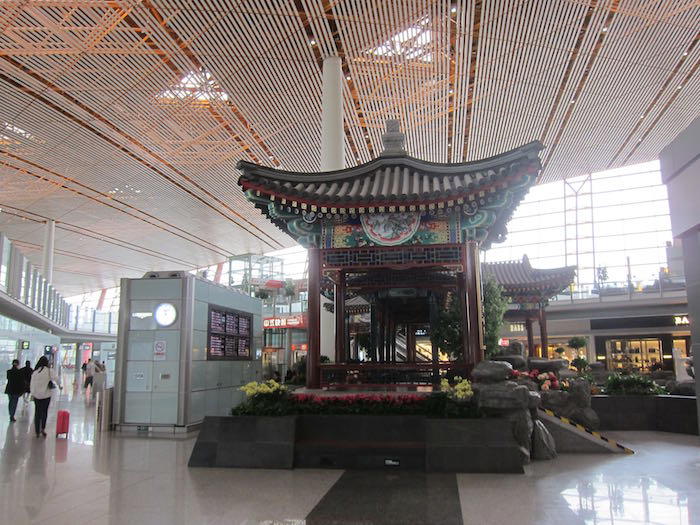 Cathay-Pacific-Dragonair-Lounge-Beijing-14