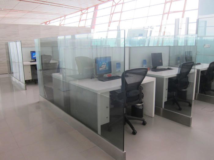 Cathay-Pacific-Dragonair-Lounge-Beijing-26