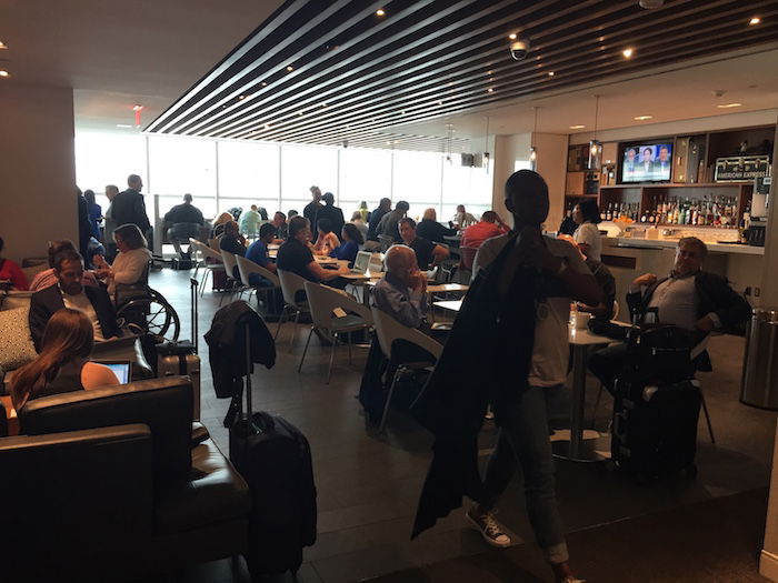 Centurion-Lounge-LGA