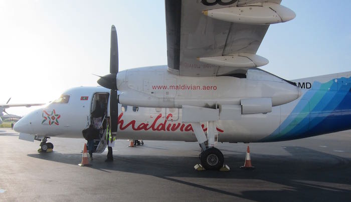 Maldivian-Dash-8-Maldives-06