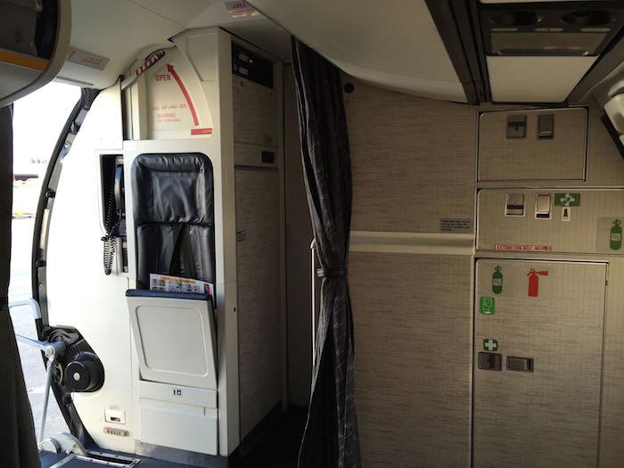 Maldivian-Dash-8-Maldives-13