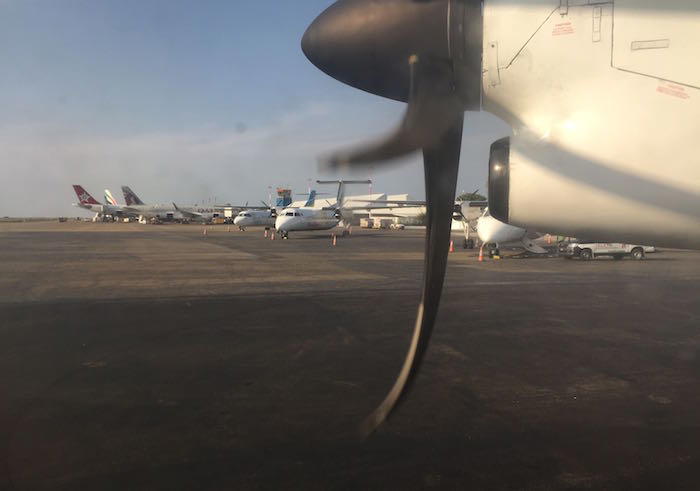 Maldivian-Dash-8-Maldives-17