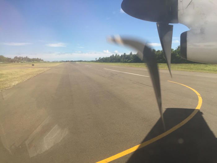 Maldivian-Dash-8-Maldives-33