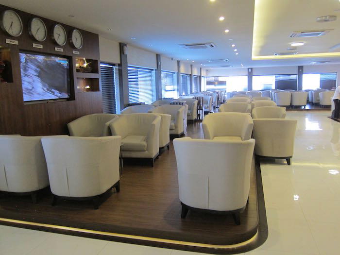 Maldivian-Moonimaa-Lounge-Male-Airport-08
