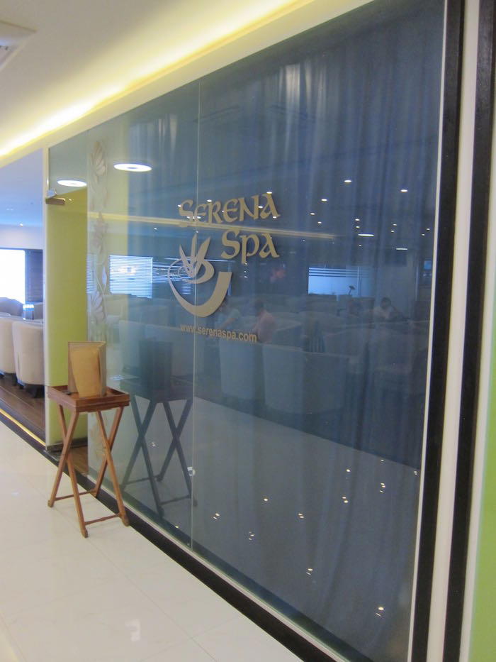 Maldivian-Moonimaa-Lounge-Male-Airport-27