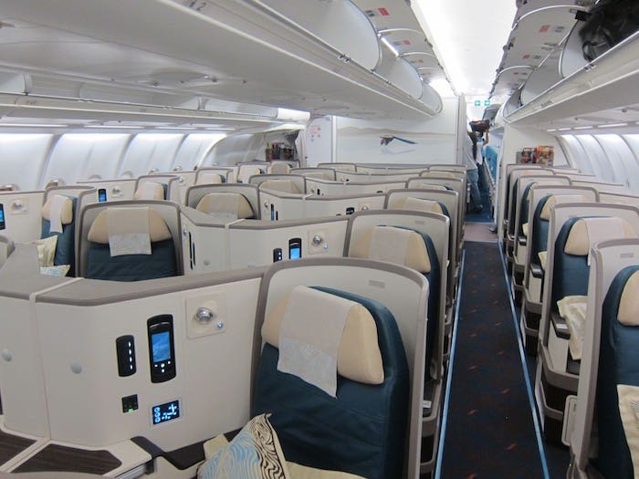 SriLankan-Airlines-A330-Business-Class-01