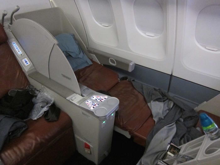 SriLankan-Business-Class-A330-45