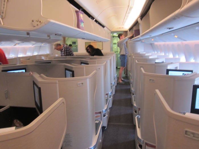 Cathay-Pacific-777-Business-Class-08