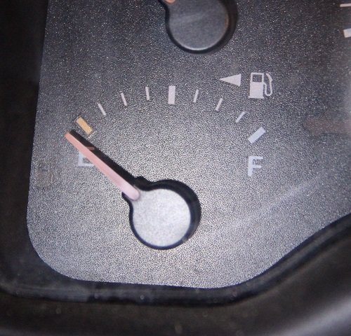 Fuel gauge with indicator arrow on our 2000 Jeep