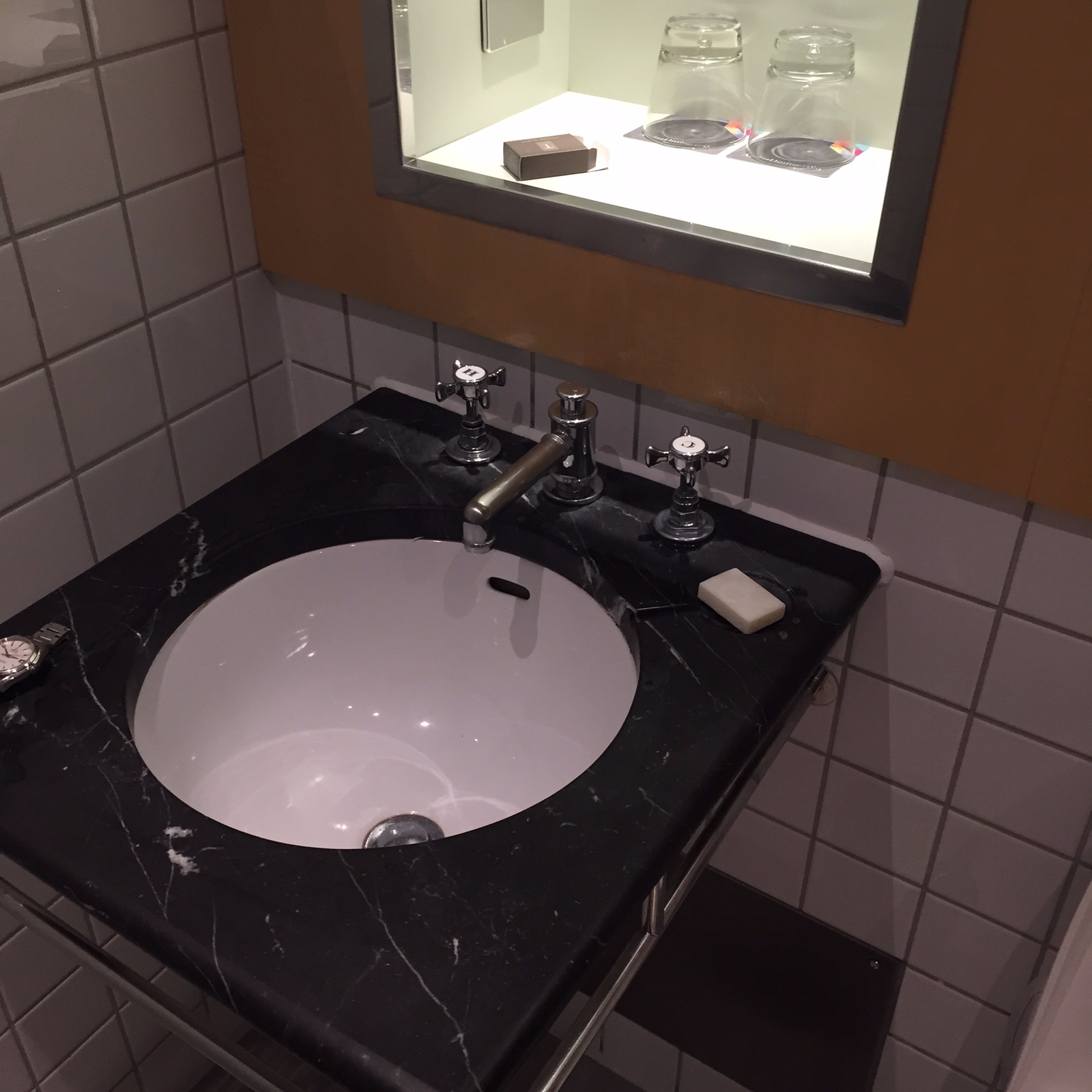 Andaz King bathroom sink