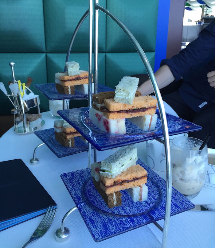 Burj-Afternoon-Tea