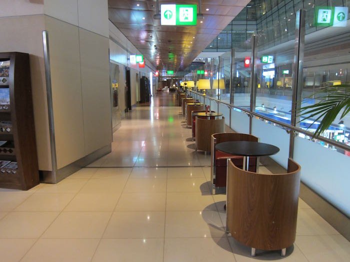 Emirates-First-Lounge-Dubai-19