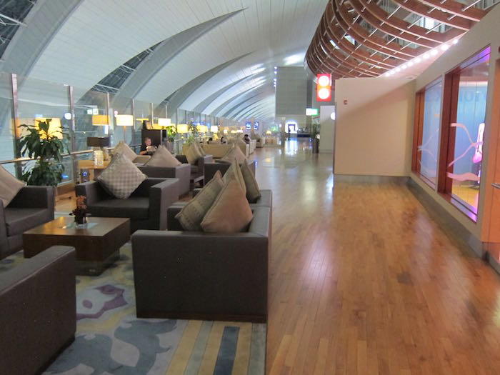 Emirates-First-Lounge-Dubai-26