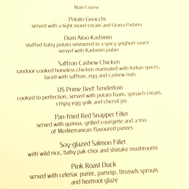 Late Night Arrivals in Dubai I One Mile At A Time