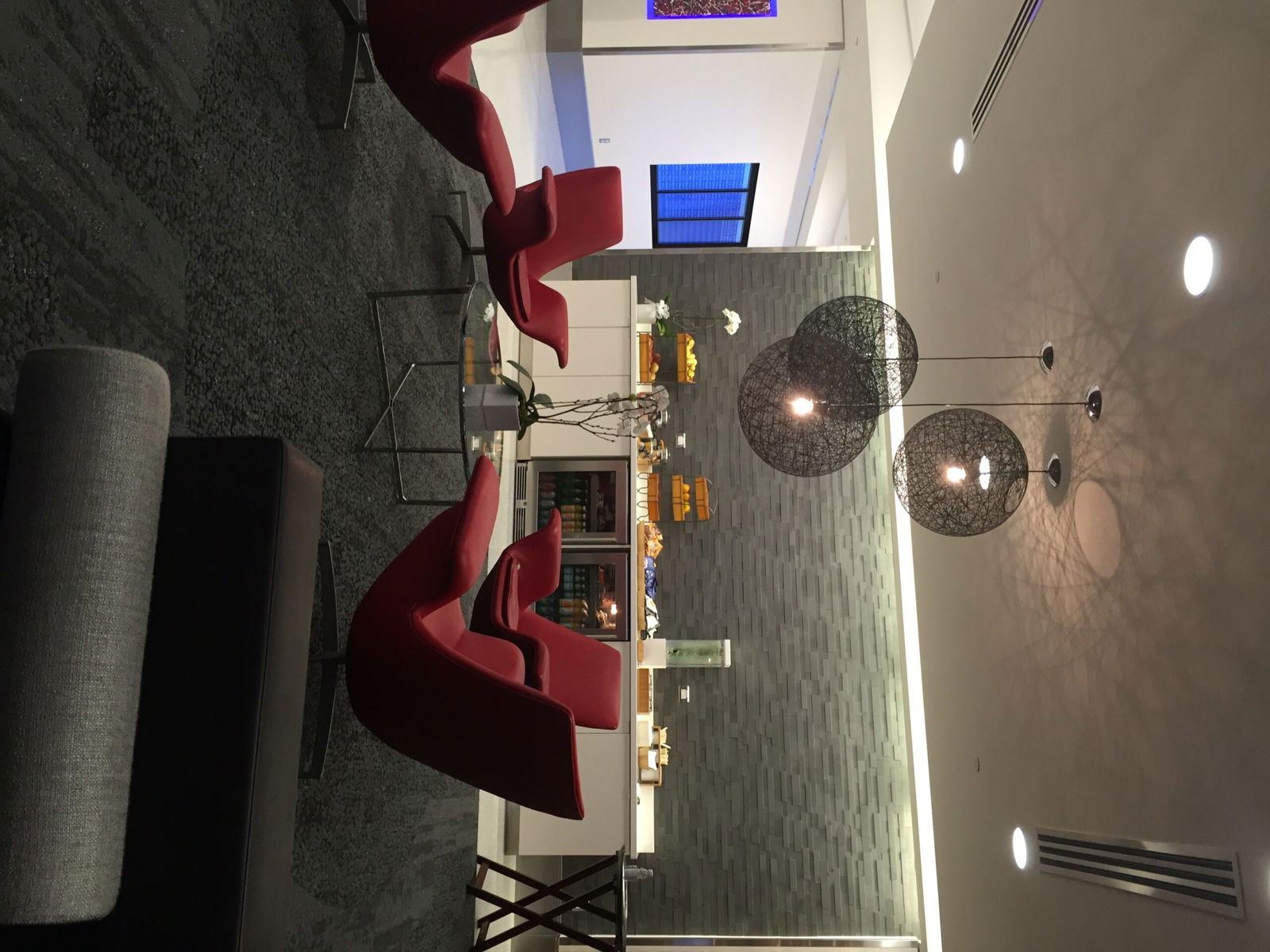 Delta ONE Lounge