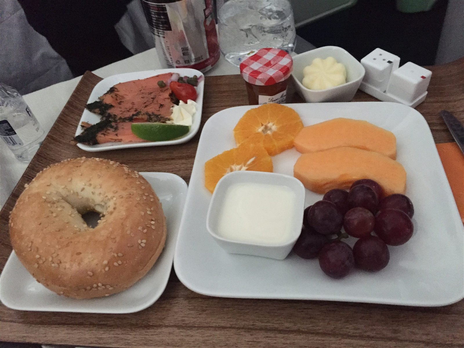 Bagel, lox and fruit