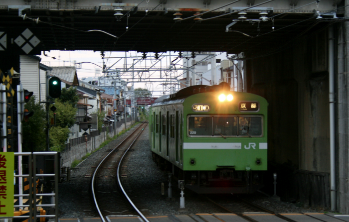 Japan-local-train