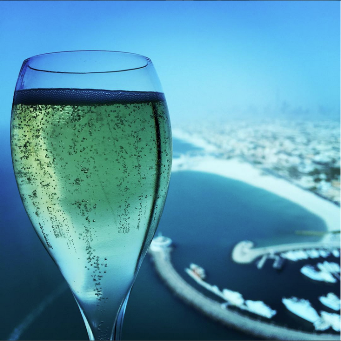 champagne-views-burj