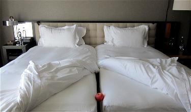 European Hotel Twin Beds, Is Two Twin Size Beds A King
