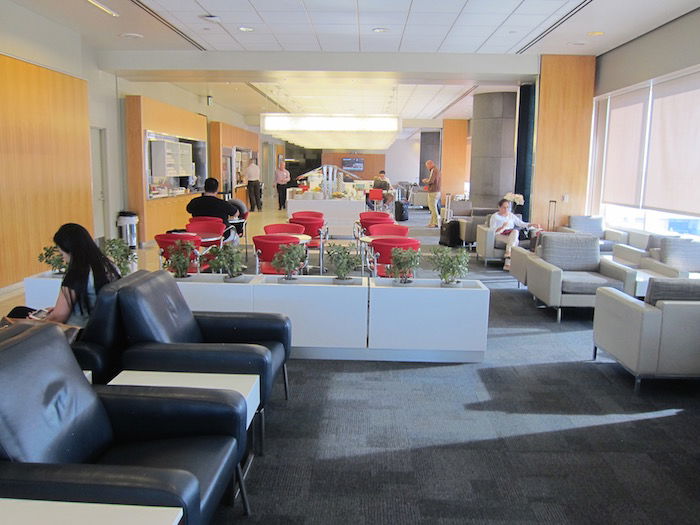 Air-Canada-Lounge-LAX - 13