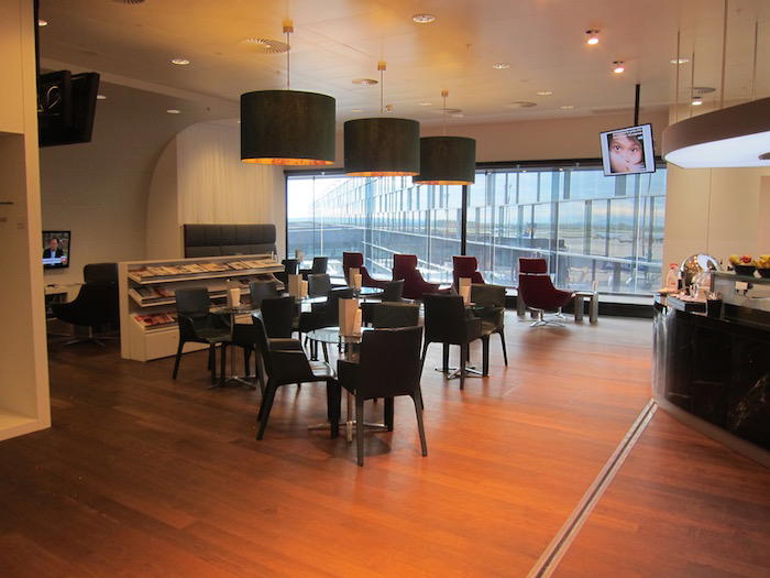 Austrian-HON-Circle-Lounge-Vienna - 12