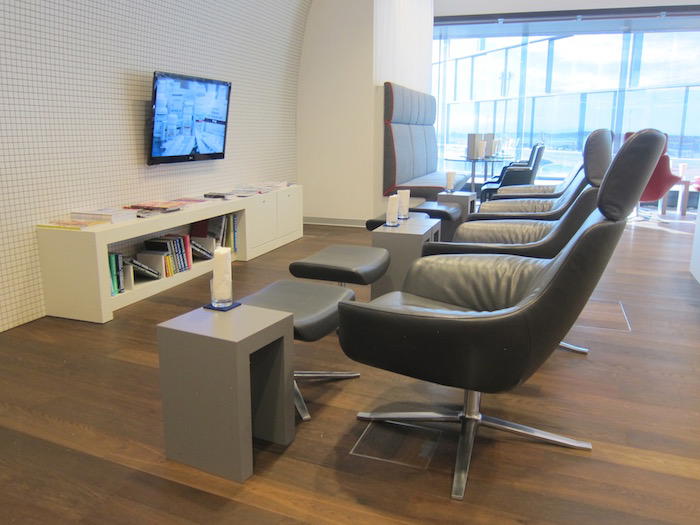 Austrian-HON-Circle-Lounge-Vienna - 16