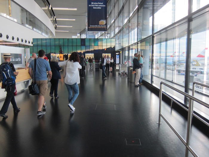 Austrian-HON-Circle-Lounge-Vienna - 4