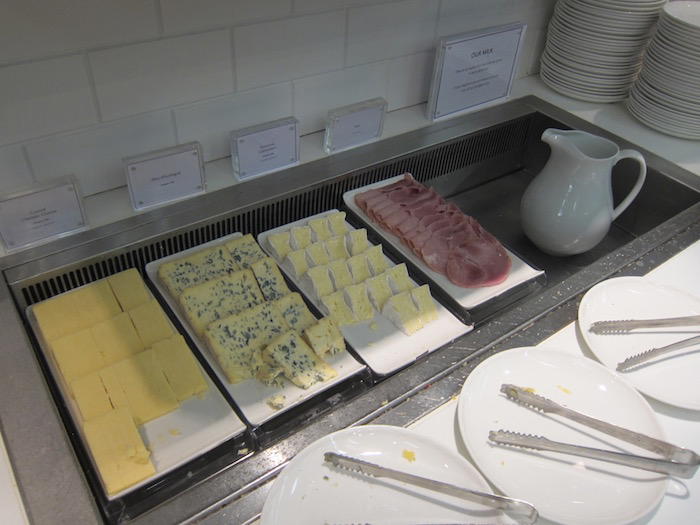 British-Airways-Lounge-London - 25