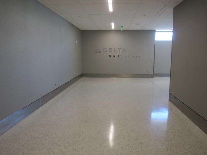 Delta-ONE-LAX - 19