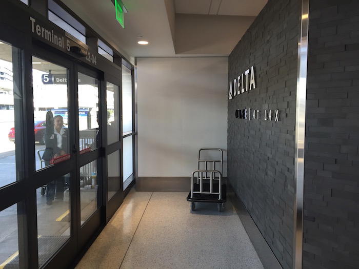 Delta-ONE-LAX - 4