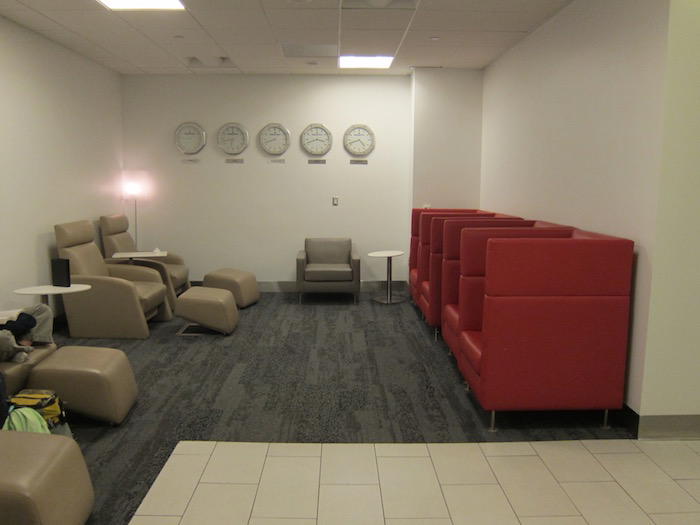 Delta-SkyClub-LAX - 20