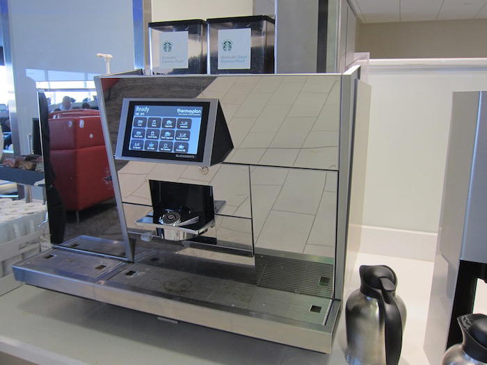 Delta-SkyClub-LAX - 33