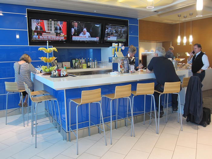 Delta-SkyClub-San-Diego - 12