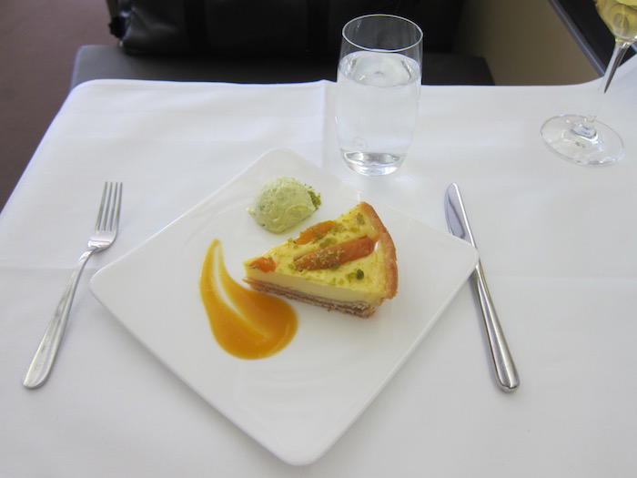 Lufthansa-First-Class-747 - 57